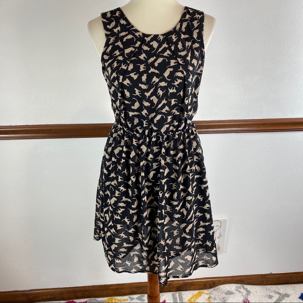 Jumpo sleeveless cat dress size 10